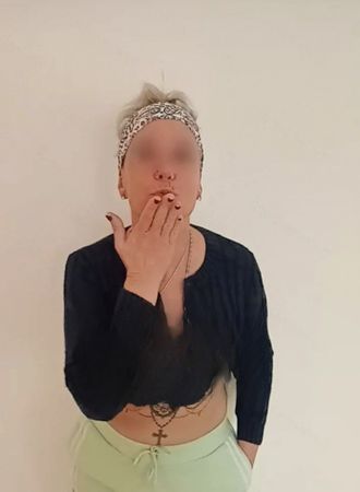 Livia - Erfahrene Escort-dame